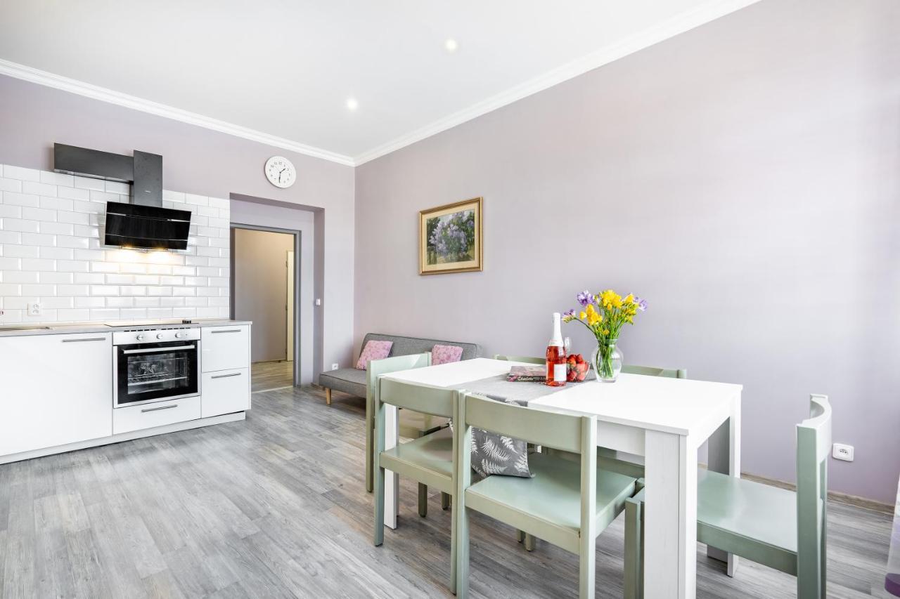 Apartment Happy Family Karlovy Vary Esterno foto